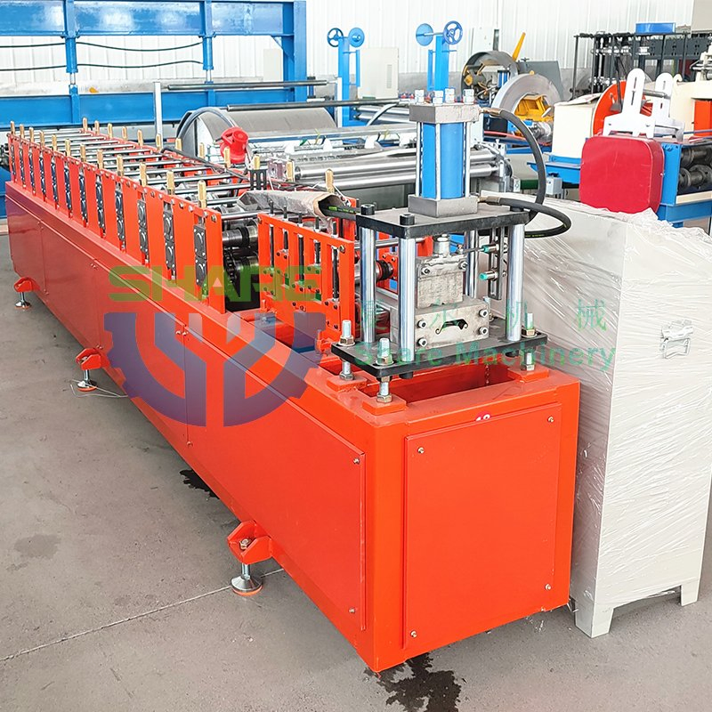 Máquina de producción de puertas enrollables usadas en el Reino Unido, máquina de conformado de rodillos para puertas enrollables