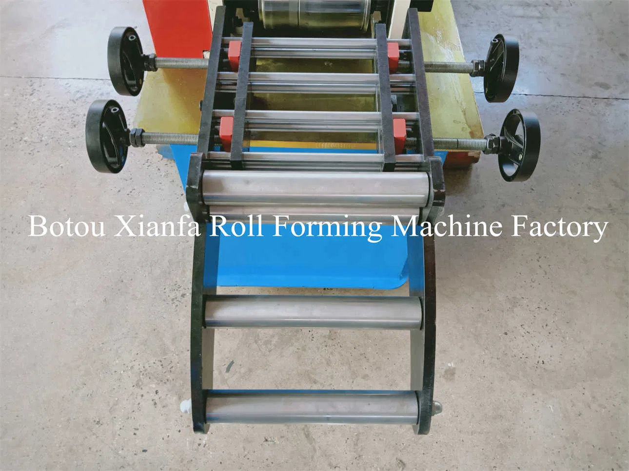 Máquina formadora de rollos de lamas de puerta enrollable de acero para persianas metálicas, máquina formadora de lamas de persiana de garaje