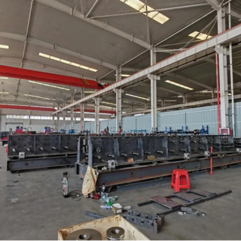 Máquina de formación automática de bandejas de cable galvanizadas en caliente de fábrica de China