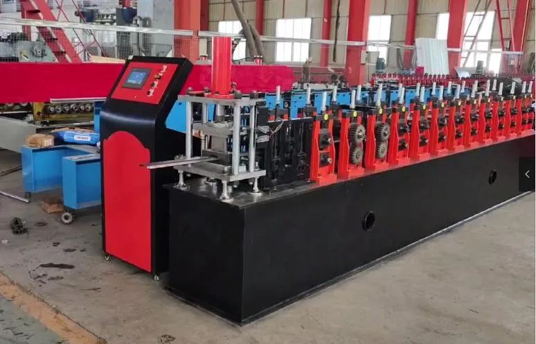 Control Remoto Automático para Puerta de Garaje de Rodillo de Aluminio Máquina de Formación en Frío para Puertas de Persiana Industrial