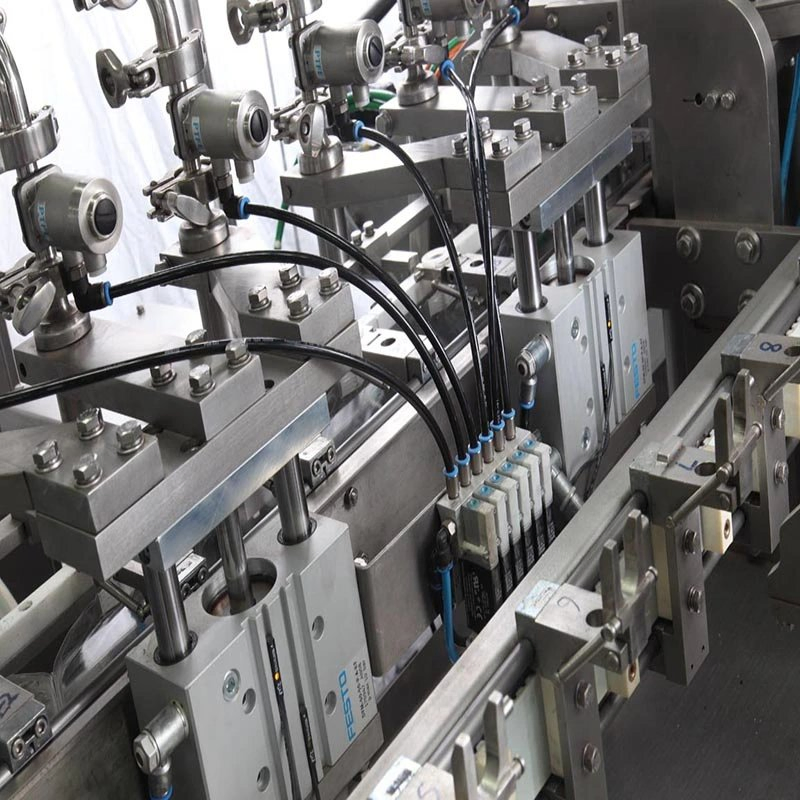Planta de fabricación de infusiones intravenosas inteligentes con máquina de llenado de bolsas suaves de PVC