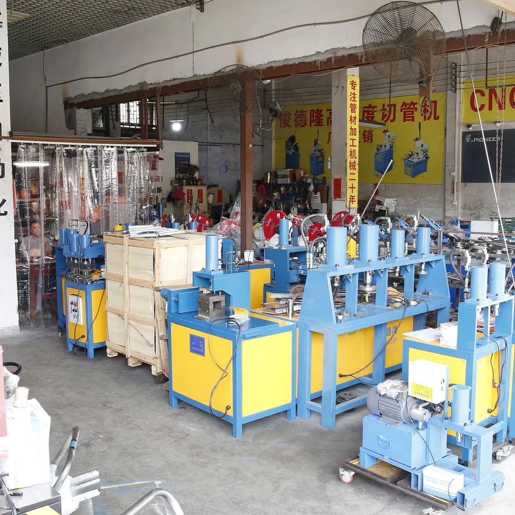 Máquina de doblado de tubos hidráulica con volante para doblado de tubos de barrera de tráfico
