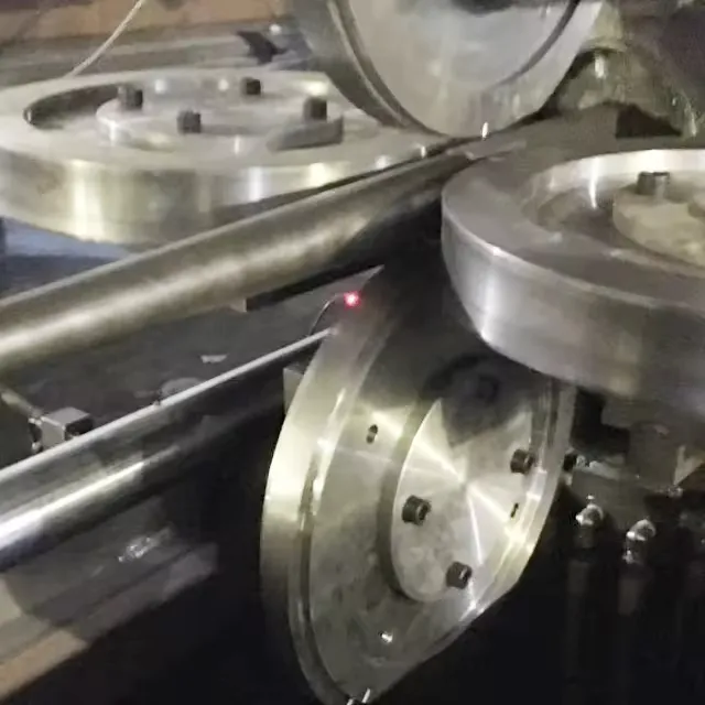 Máquina de conformado de tubos cuadrados