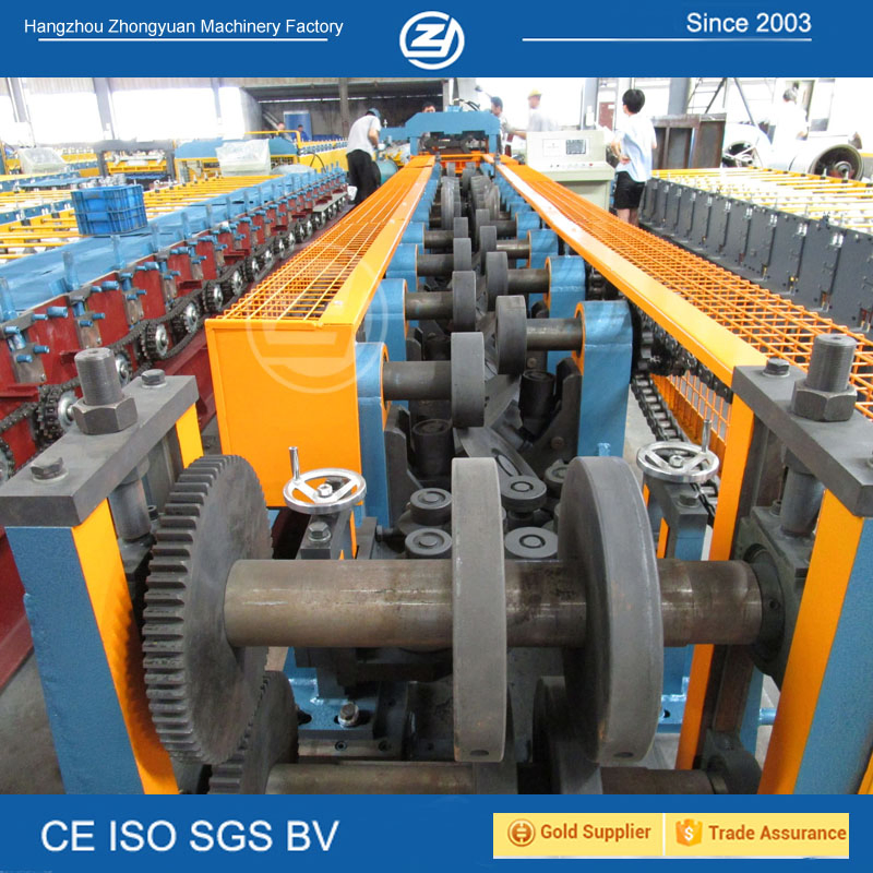 Máquina de conformado en frío de C Purlin personalizada popular, máquina de bandeja de cable C, equipo de conformado en frío de estructura de acero, precio de fábrica con ISO9001/Ce/SGS/Soncap