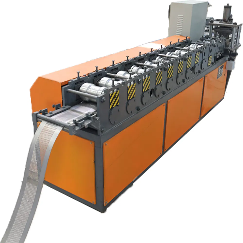 Máquina de formación de puertas de persiana de zinc, fresadora automática de persianas de acero