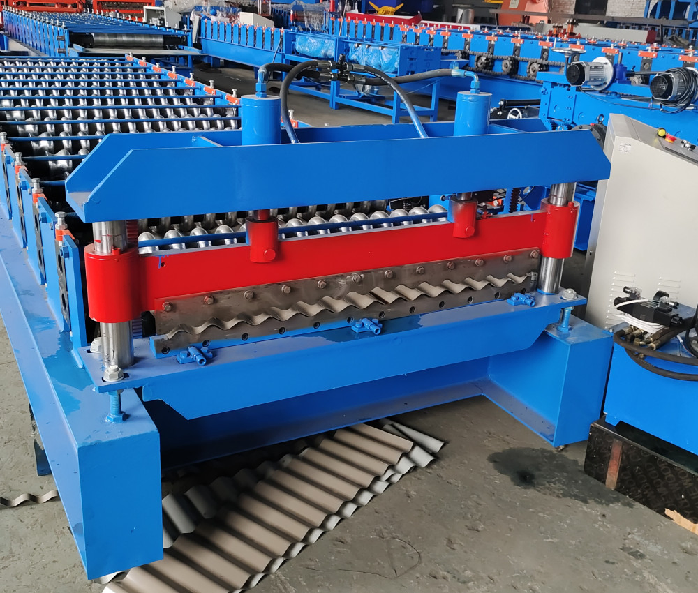 Línea de producción de máquina para fabricar paneles sándwich de acero galvanizado color automático, tejas de metal, tejas de techo corrugado de acero, formación de techos de acero, máquina de espuma para paredes