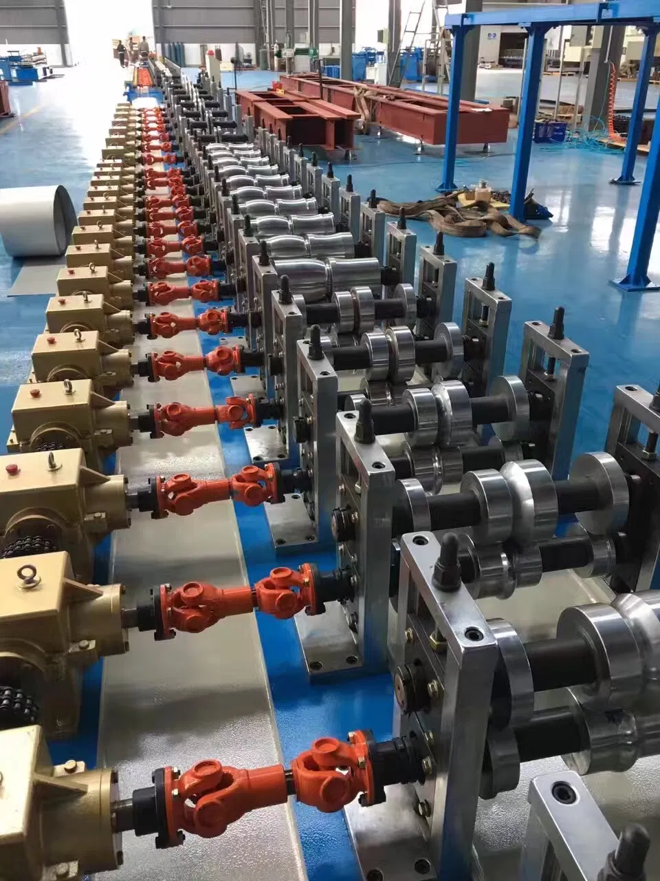 Automatic European Style PU Foam Insulated Rolling Shutter Door Slat Machine