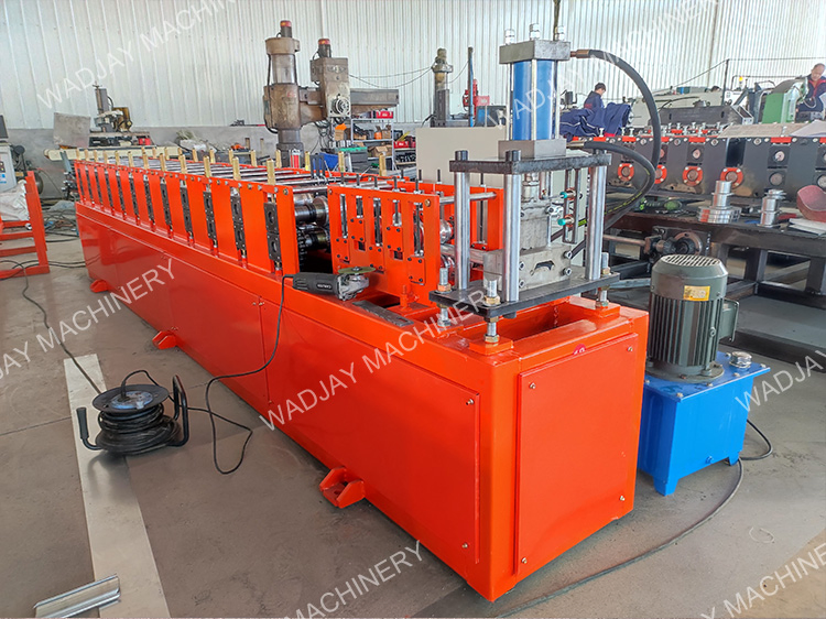Máquina de alta calidad para la fabricación de sal de puerta de garaje