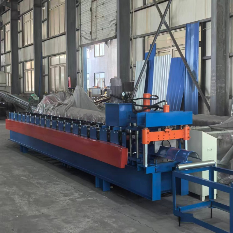 Máquina de conformado de rodillos para tapajuntas de cumbrera, equipo de construcción y edificación