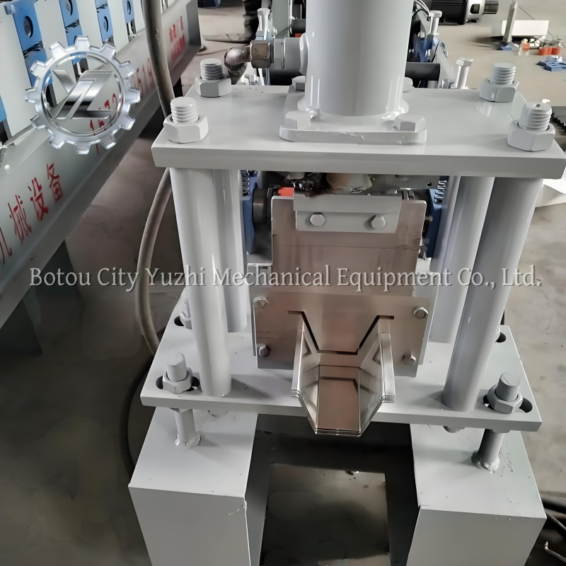 Máquina de conformado de rodillos de canalón en estilo V fotovoltaico