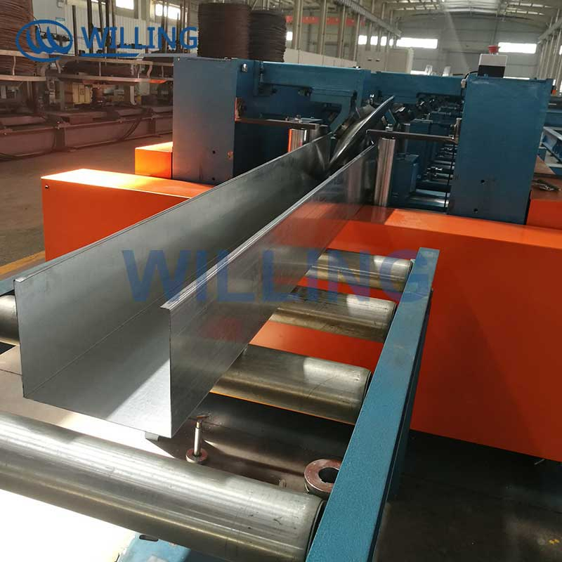 Máquina de bandeja de cable de material de construcción con núcleo de motor para la industria de tejas de acero coloreado