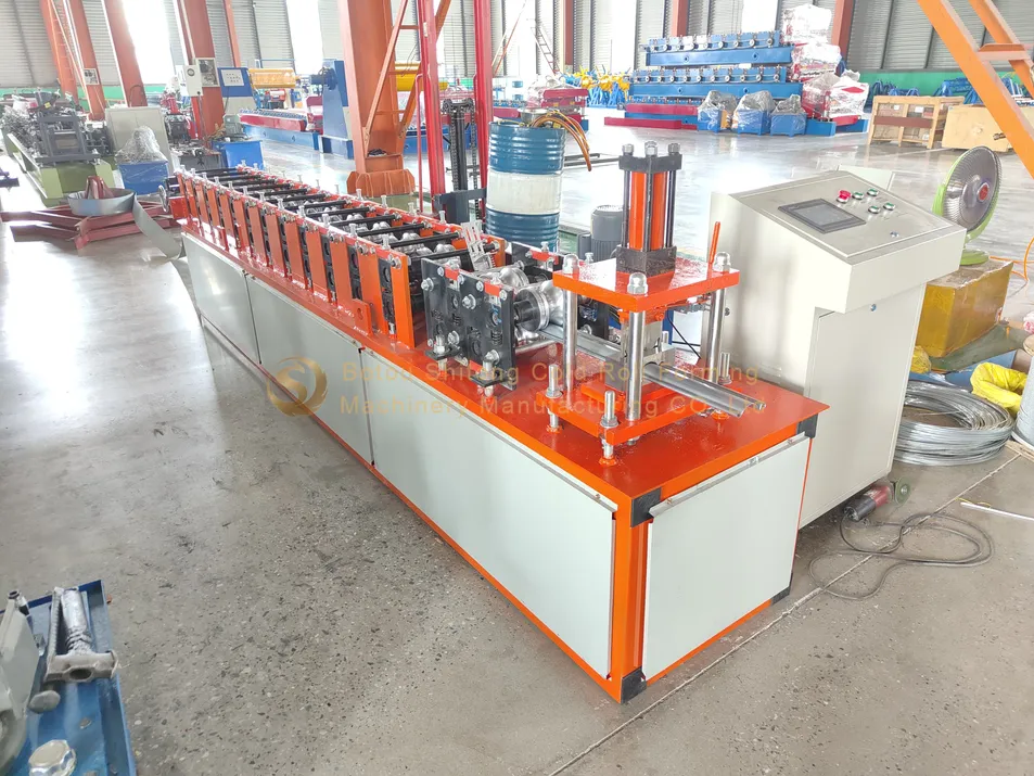 Máquinas de formación en frío para lamas de puertas enrollables de zinc galvanizado de metal en Zimbabwe