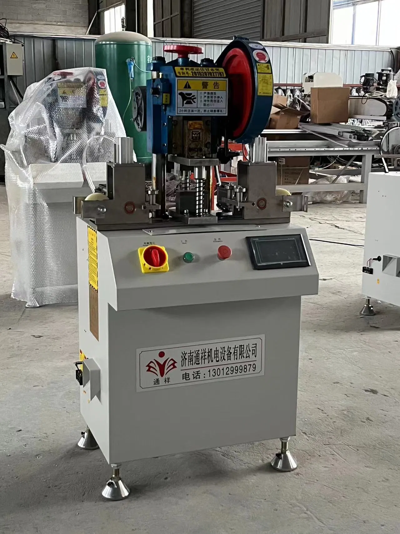 Máquina de fabricación de puertas de persiana de aluminio con punzonadora para perforar perfiles metálicos de garaje y puertas de persiana, con patentes y CE