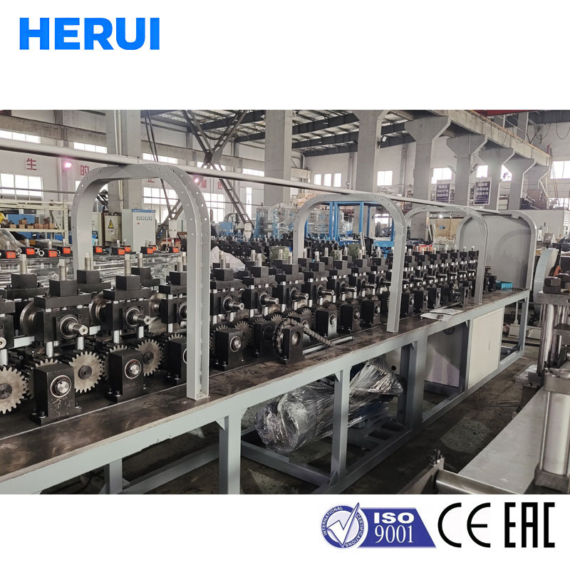 Maquinaria de conformado en frío para soportes solares fotovoltaicos de acero galvanizado personalizados