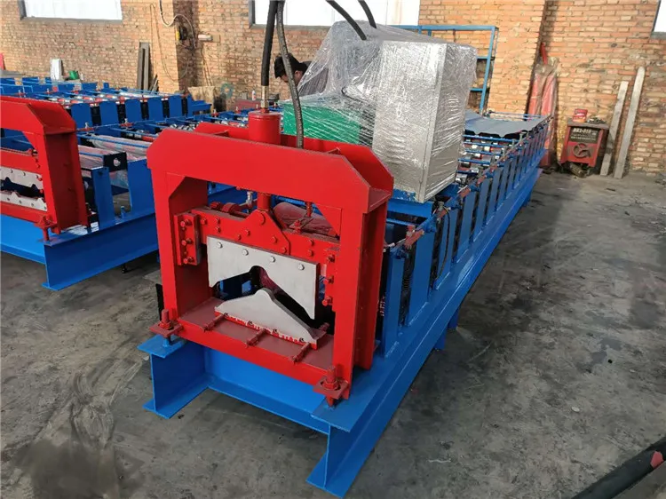 Tapa de la cresta la máquina formadora de rollo
