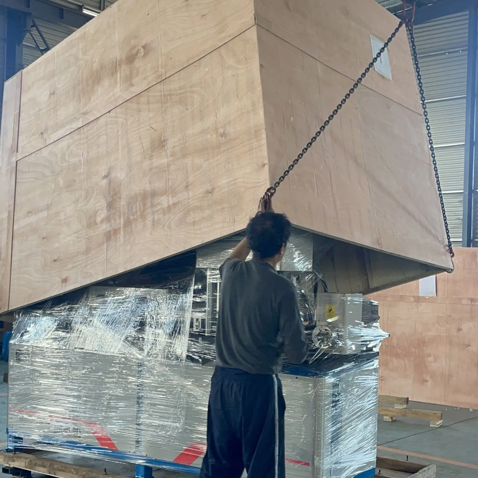 Soporte de paneles solares para señales de tráfico con abrazadera de viga/fijador rápido