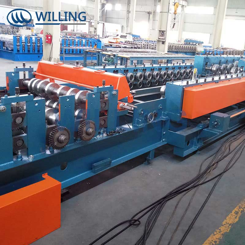 Máquina de bandeja de cable de material de construcción con núcleo de motor para la industria de tejas de acero coloreado