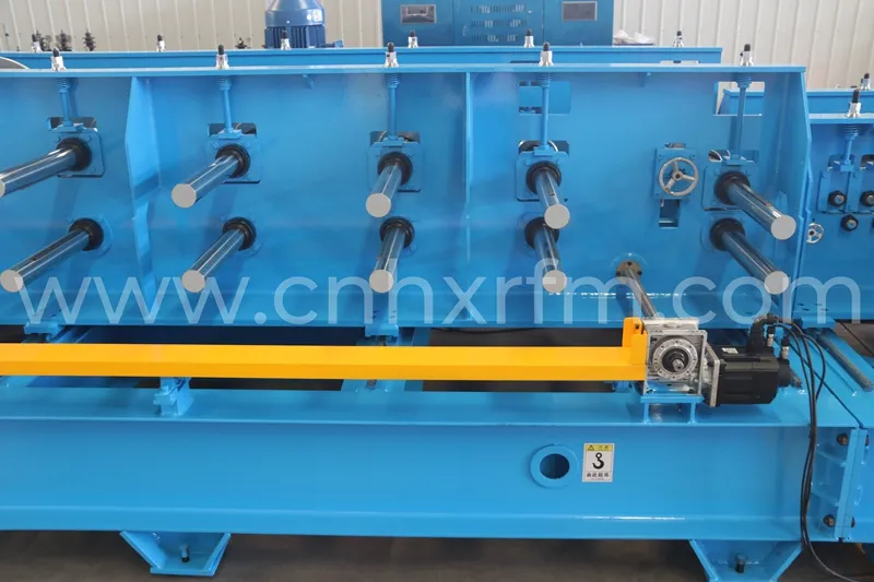 Fabricantes de máquinas de conformado de bandejas de cable