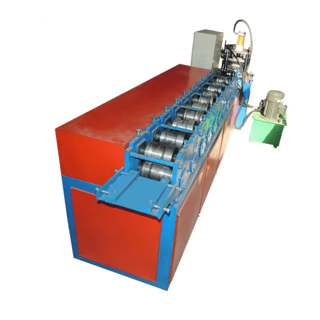 Máquina de fabricación de puertas enrollables, máquina de conformado en frío de lamas, máquina de conformado de puertas de garaje enrollables