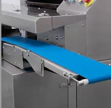 Máquina de organizar bandejas de pan baguette, pan largo, naan y pan árabe de metal plástico versátil