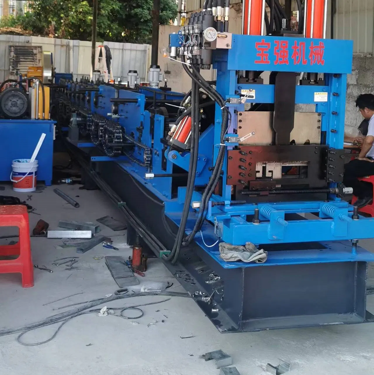 Estructura de Perfil de acero metálico Suelo baldosas hacer chapa de techo Máquina formadora de rodillos de techo de pared de placa de panel