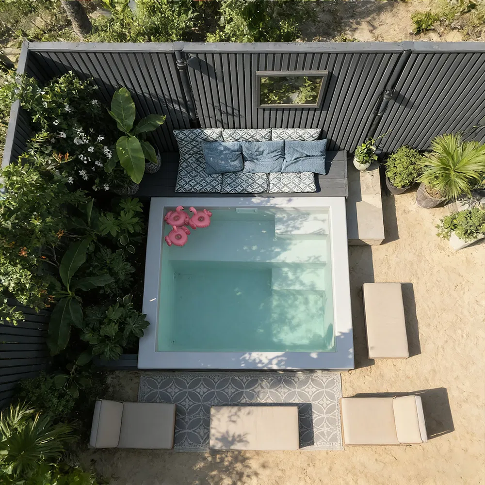 Personalized Fiberglass Swimming Pool and SPA Pool Hot Tub Solutions