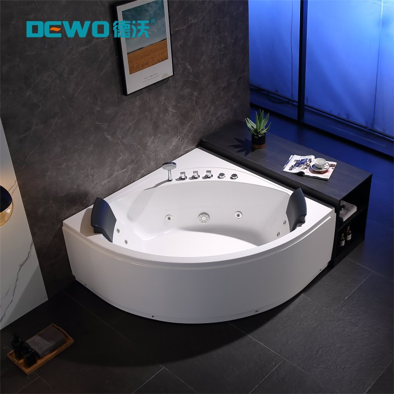 High Quality Stylish Acrylic Fan-Shaped Adults Massage Bath (LL715)