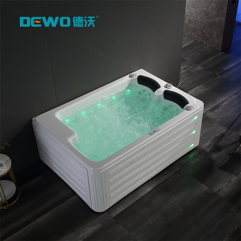Factory Price Sanitary Ware Acrylic Intelligent Back Jets Bath Customized for Villa