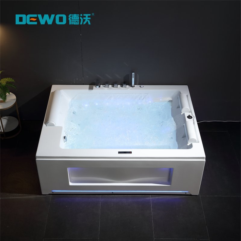 China Modern Luxury Sanitary Ware 3 People Lying Bath (LL763)
