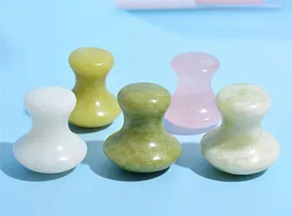 Masajeador de cara de piedra de jade natural, set de guasha de ojo verde en forma de hongo, alivia la tensión, herramienta de masaje guasha de piedra bian personalizada