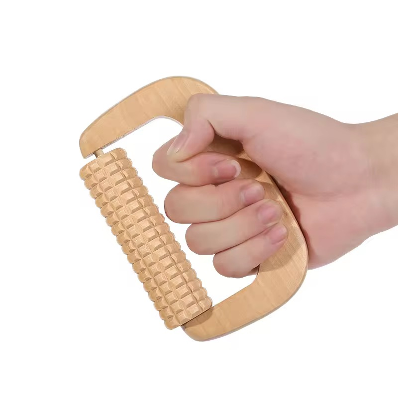 Masajeador de mano portátil de madera de haya personalizado al por mayor para la cara y el cuerpo mini