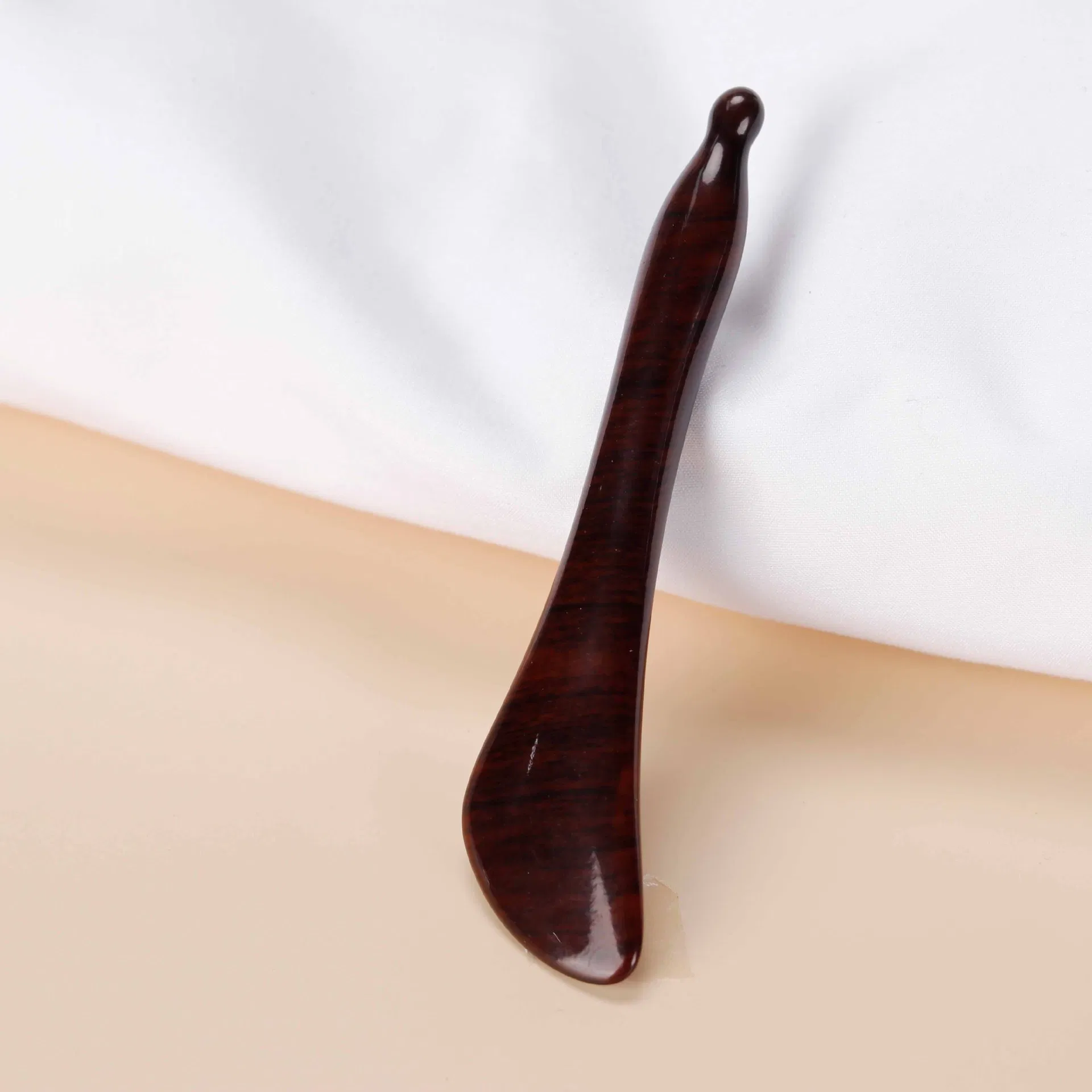 Palito de masaje Gua Sha de grano de madera - herramienta multiusos para el cuero cabelludo y la cara para aliviar la tensión y el drenaje linfático