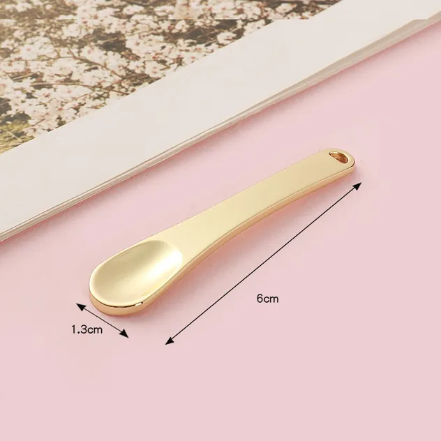 Diseño metálico detalle 1