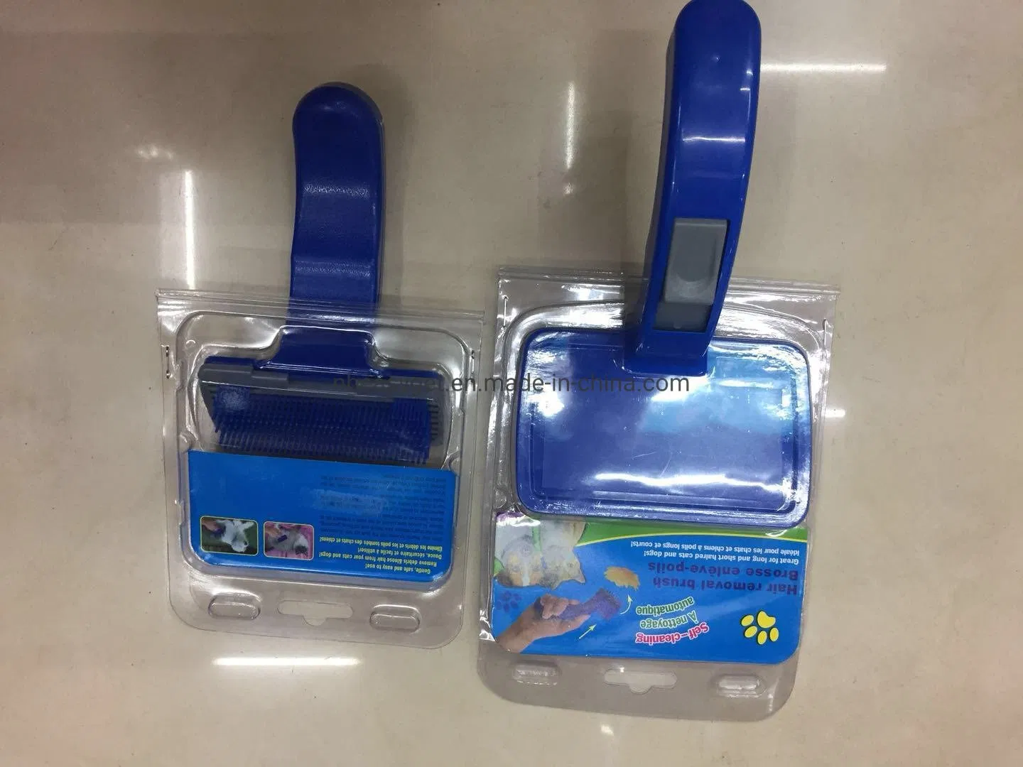 Cepillo para pelo de mascotas, cepillo autolimpiante para perros y gatos, cepillos de aseo fáciles de limpiar para herramienta de desprendimiento de pelo corto y largo (tamaño pequeño o grande) Esg12646
