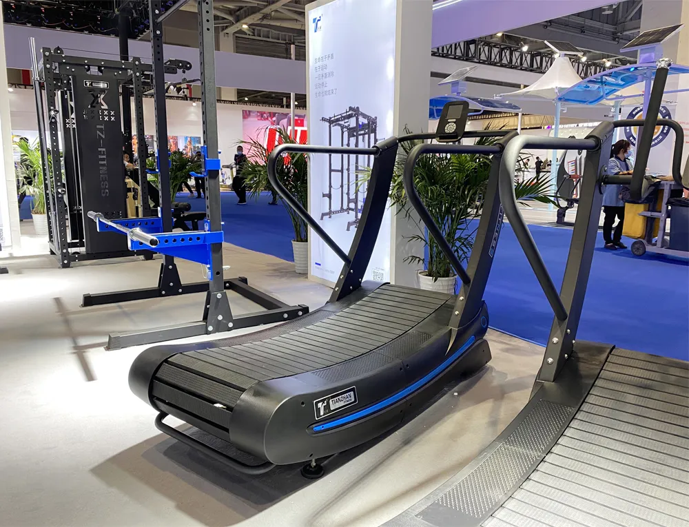 Manual Curved Treadmill 2