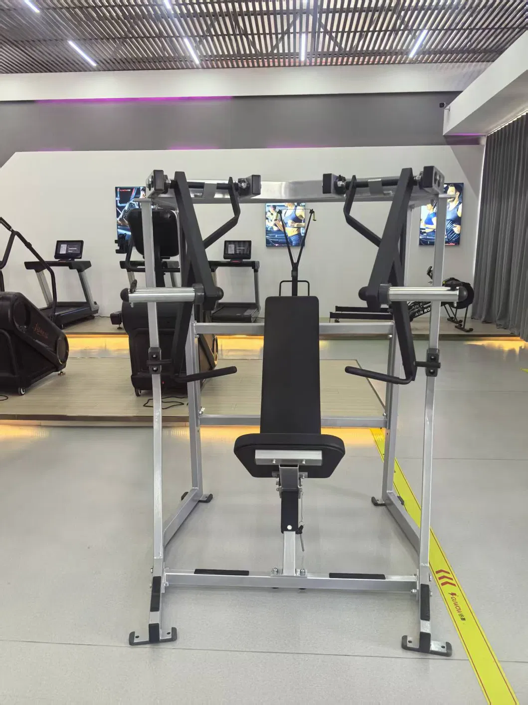 Back Trainer Detail 1