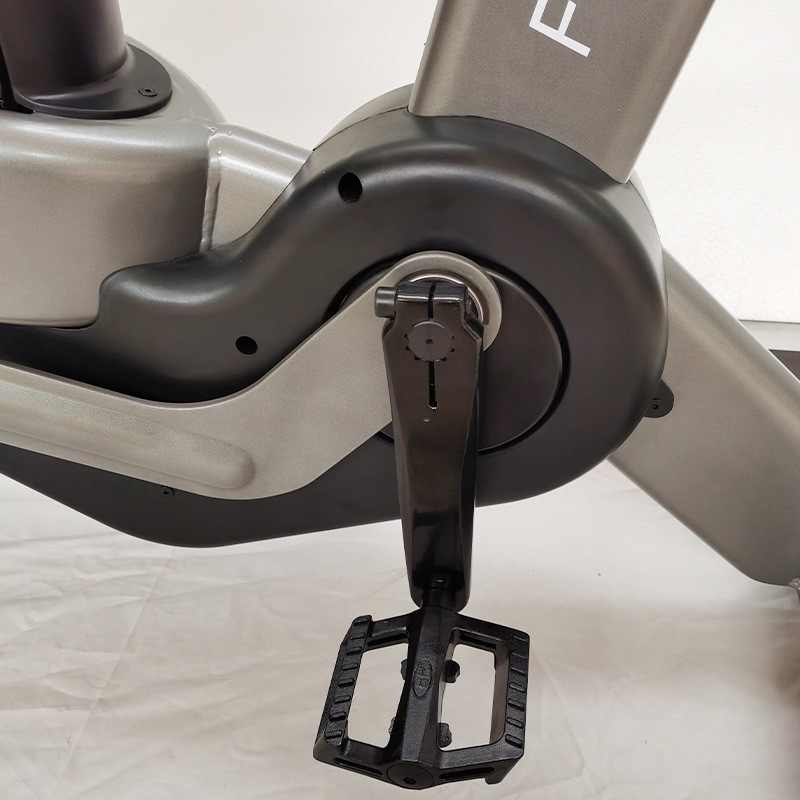 New Design Cardio Fitness Equipment Wind Resistance Spinning Air Exercise Bike