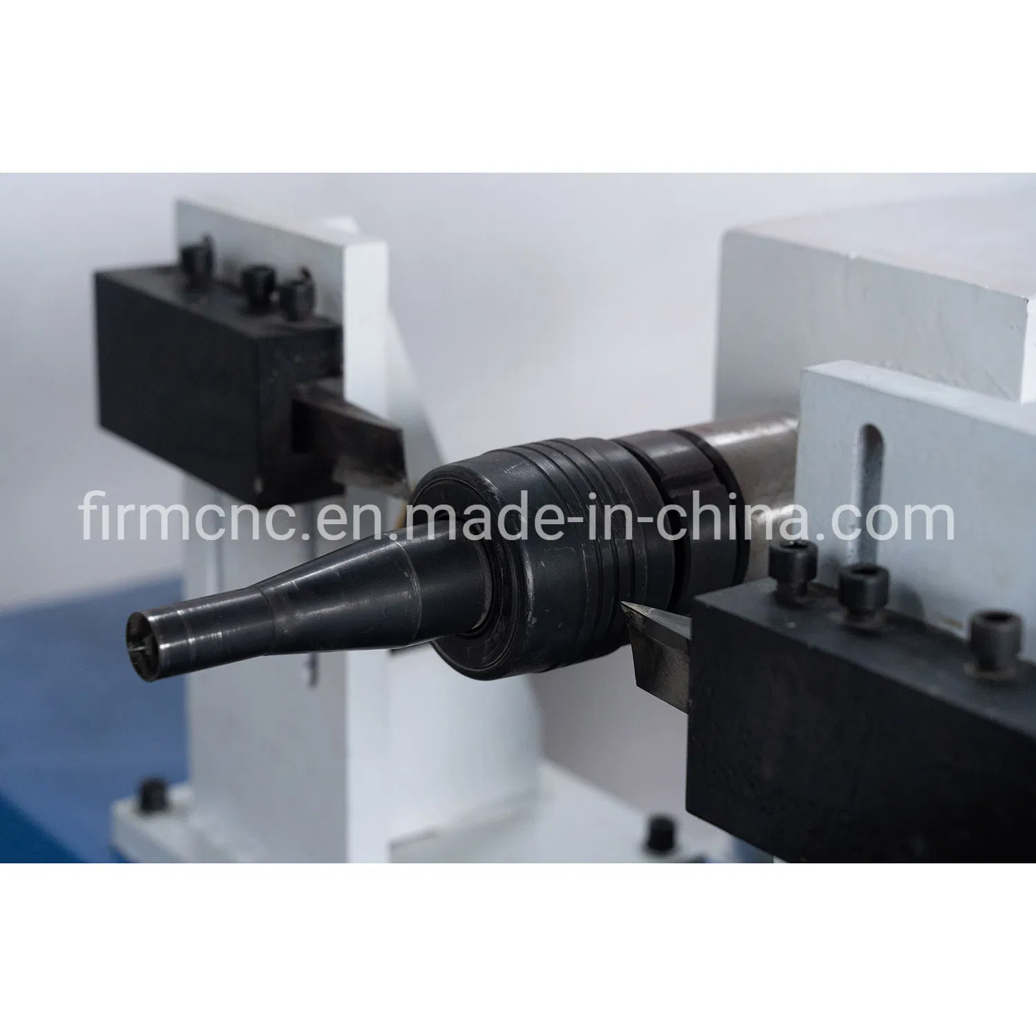 Hot Sale Turning CNC Wood Lathe Machine for Furniture Legs Stair Handrails