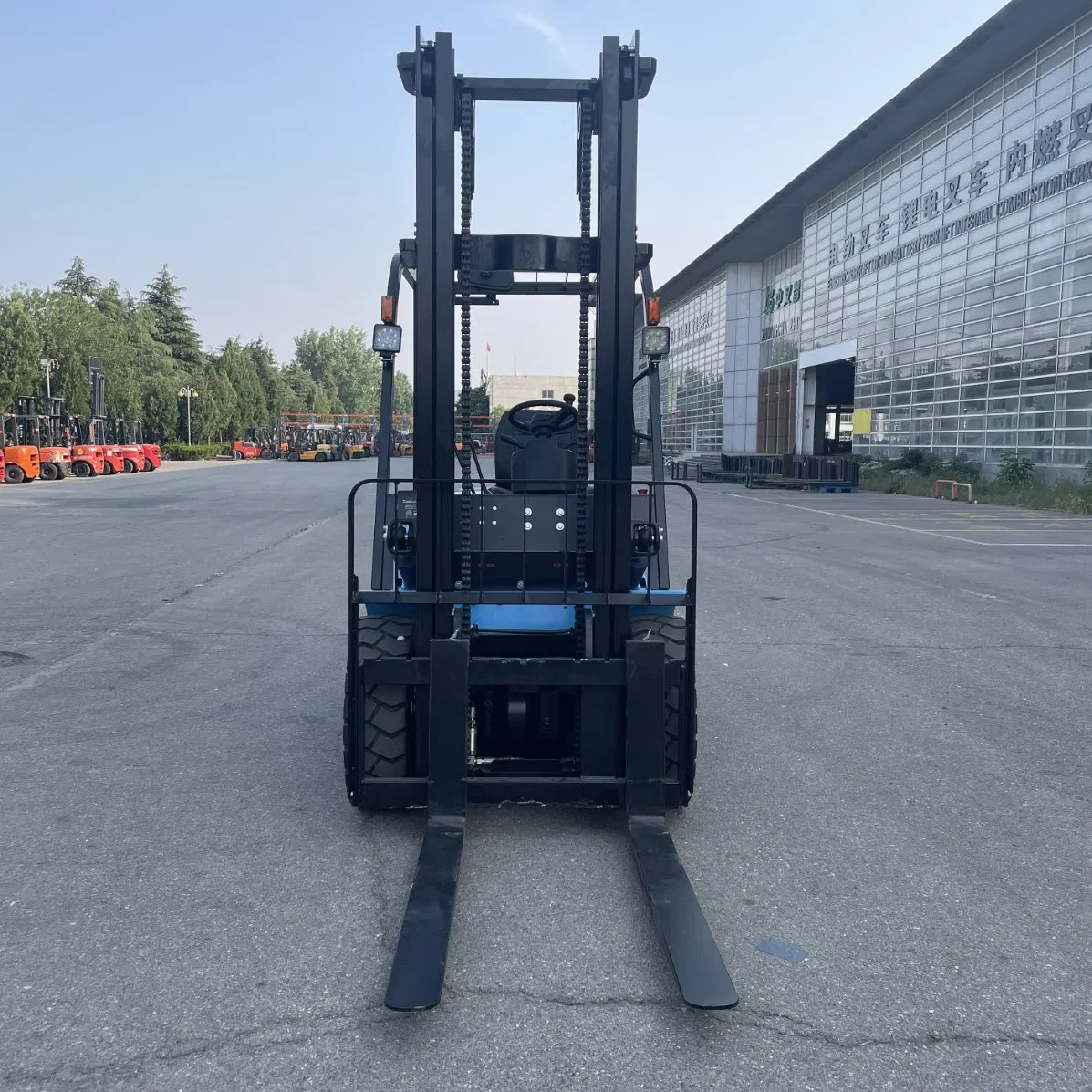 New Style Industrial 2.5 Ton Fork Lift Electric Battery Lithium Forklift Truck