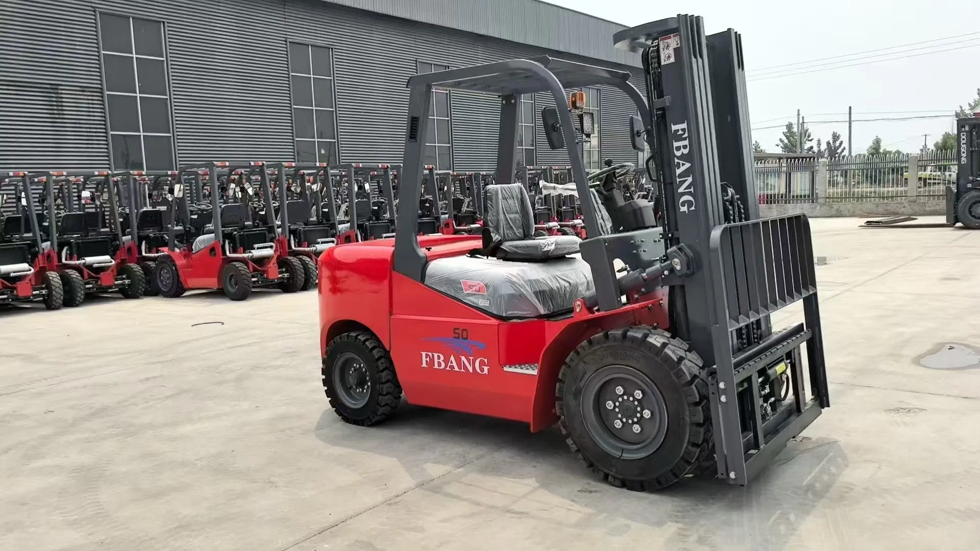 Best Value Diesel Forklift Truck 2 Ton 2.5 Ton 3 Ton 3.5 Ton Reliable Performance EPA EUR5 Engine Fbang Forklift Outdoor Use
