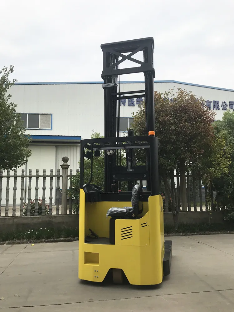 Reach Truck Operation