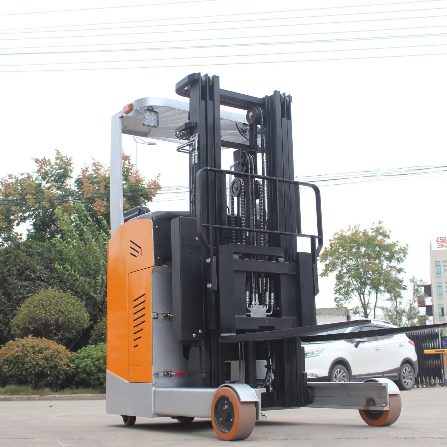 Electric 3 Way Warehouse Hot Sale Reach Truck Forklift for Narrow Aisle 1500kgs 12 Meter Max Lifting Height