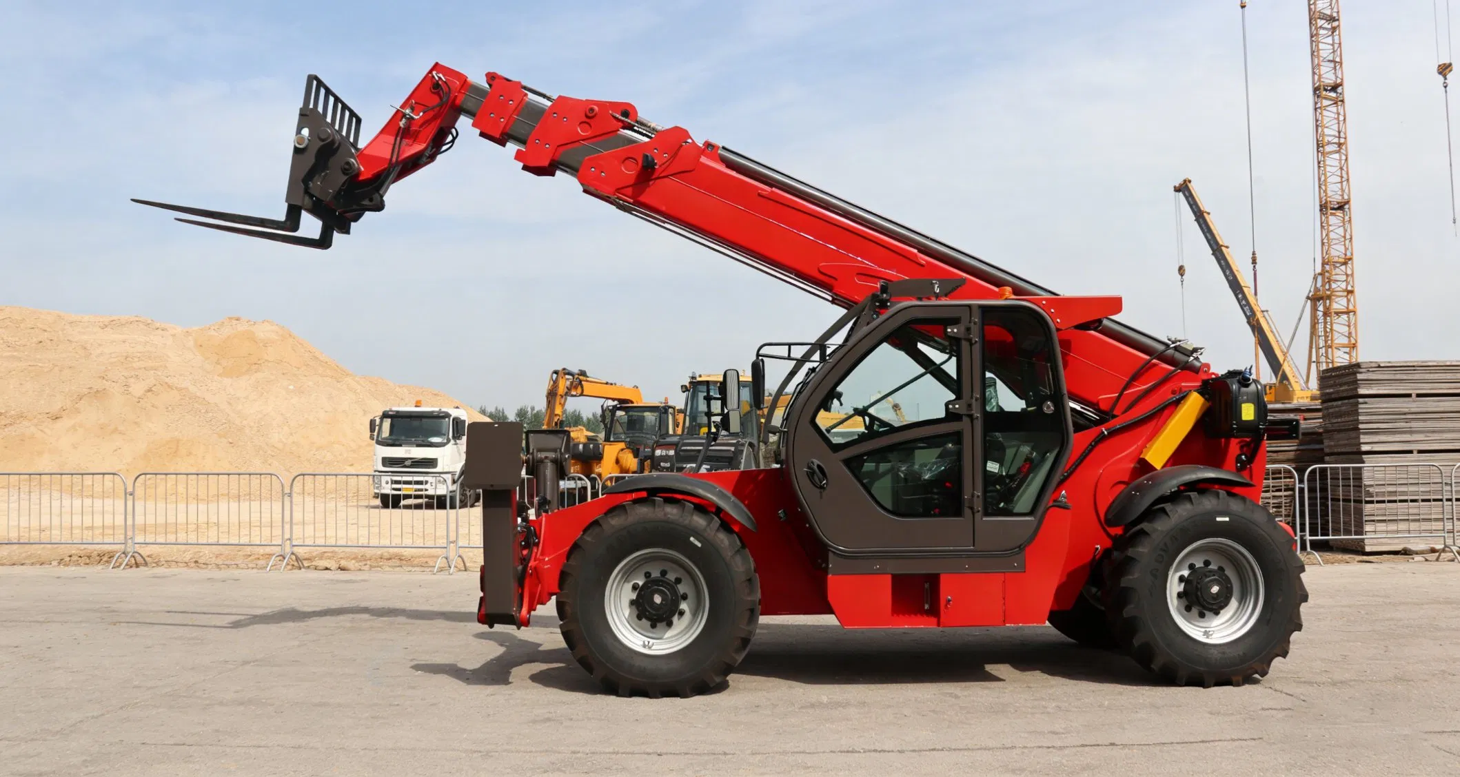 Factory Pricet4018 4000kg Telehandler Small Construction Hydraulic Telehandler Telescopic