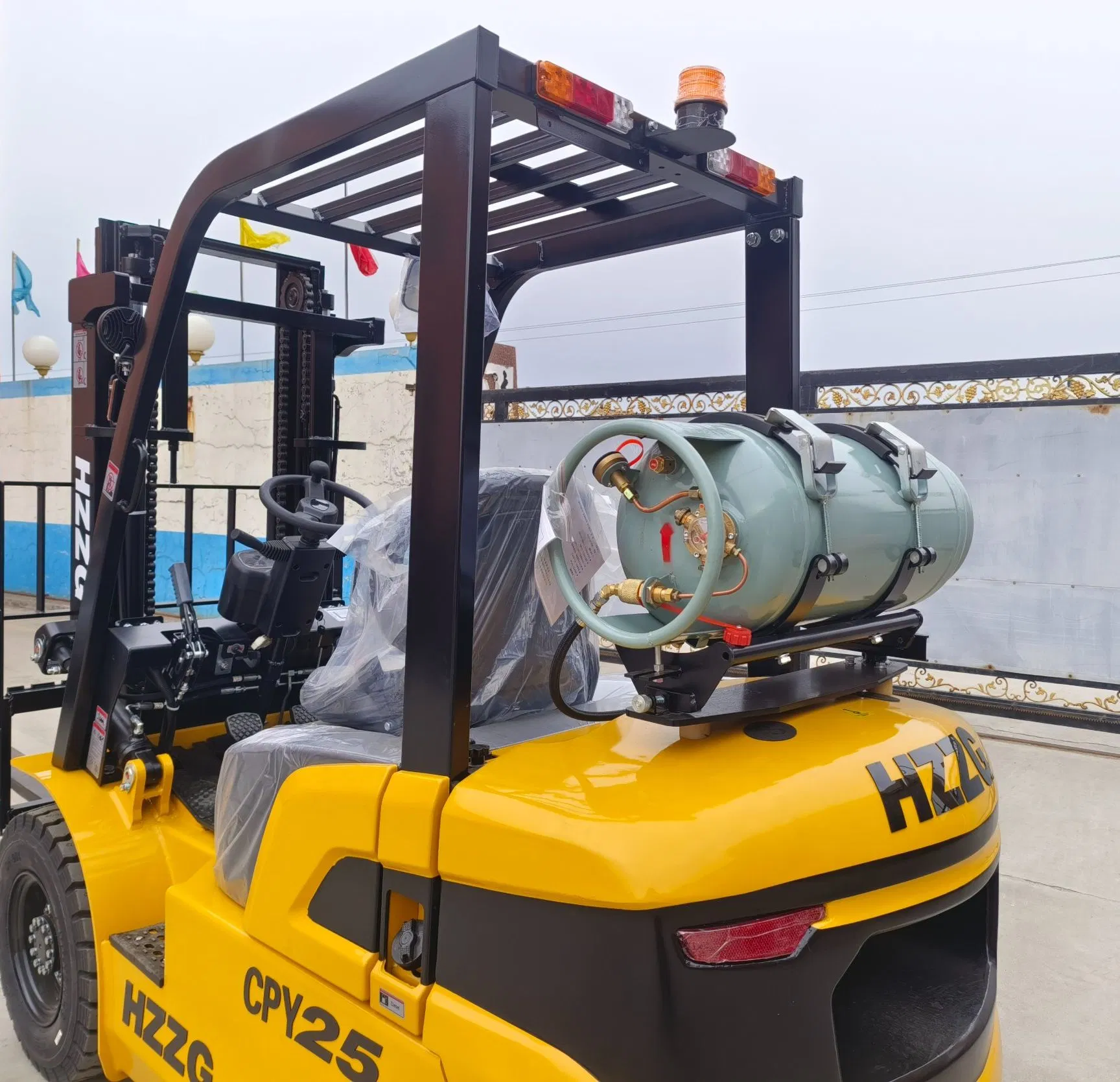 2.5 Ton LPG Forklift Gasoline Dual Fuel Indoor Outdoor Use Best Price