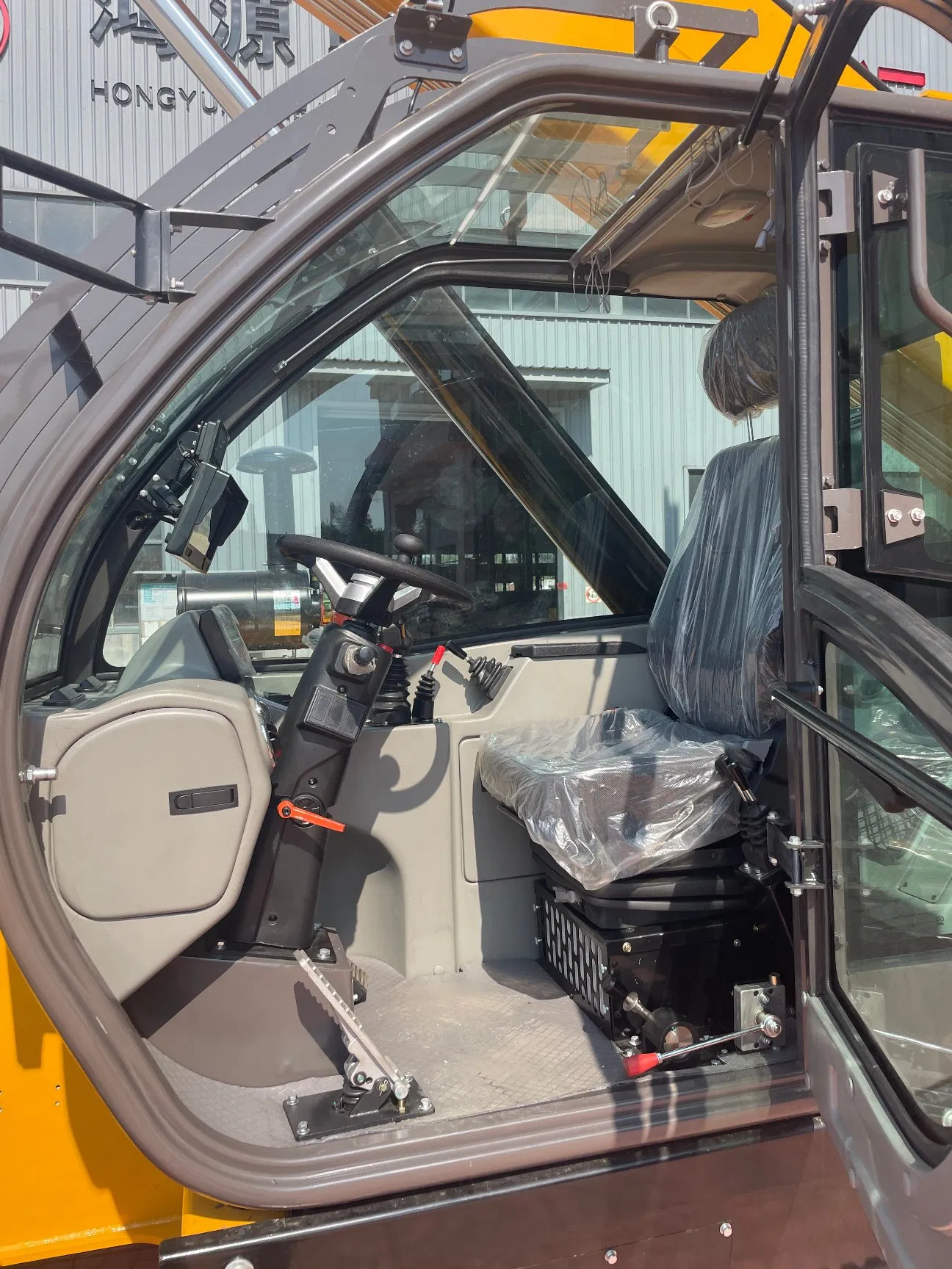 Telescopic Handler with 18m Lifting Height 4ton Lift Capacity for Sale