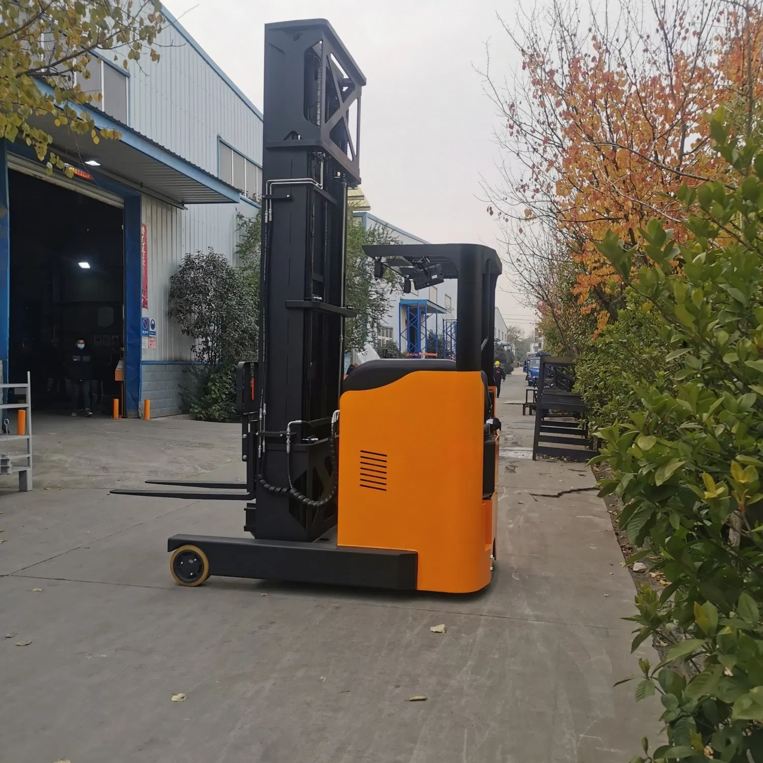 Electric 3 Way Warehouse Hot Sale Reach Truck Forklift for Narrow Aisle 1500kgs 12 Meter Max Lifting Height