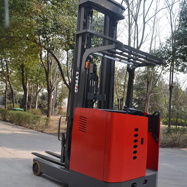 Electric Reach Truck Side View