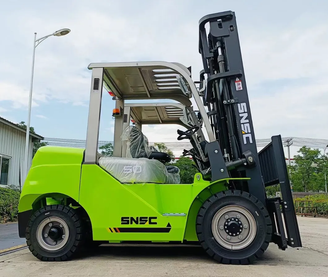 FD50 Forklift Detail