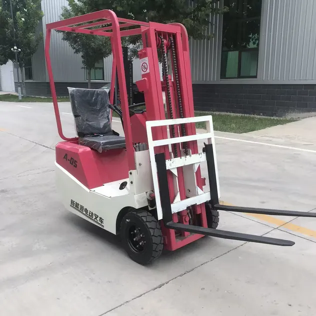 Electric Forklift View 3