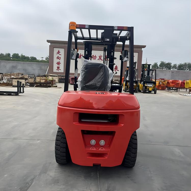 Engine Truck Diesel Forklift 1.5/2/3/3.5/4/5//6/7/8/10 Ton for Tough Jobs
